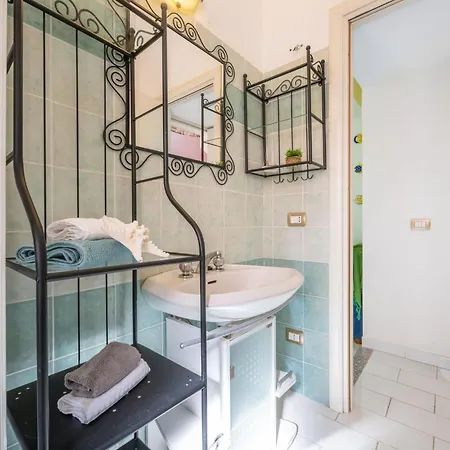 Holiday home Domus Centro By Interhome